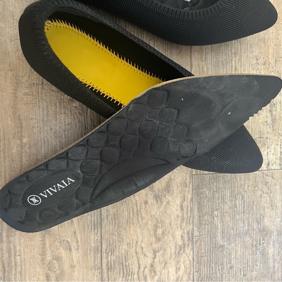 VIVAIA NWOT pointed toe Aria 5 flats size EU 38.5 US 7.5 black - Picture 7 of 10